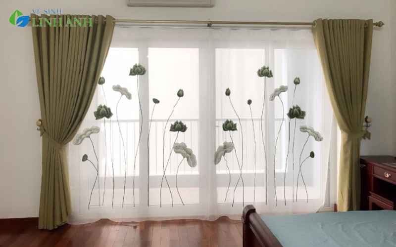 Tháo Rèm Cửa Để Giặt Có Làm Hỏng Form Không? - Giải Đáp Thắc Mắc Và Các Yếu Tố Ảnh Hưởng